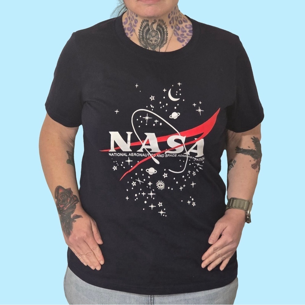 NASA  Blue Stary Background Short Sleeve Crew Neck 100% Cotton T-shirt Men’s S